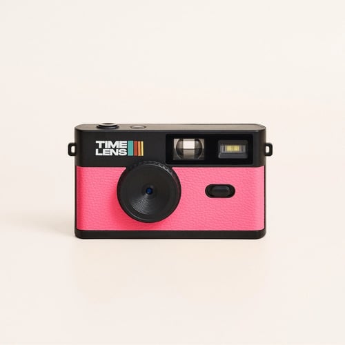Retro engangskamera med sort og pink design og teksten "TIME LENS" på fronten. (1)