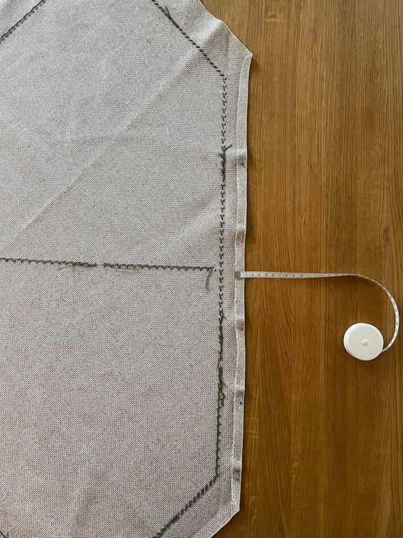 Motiver ottekantet - juletræstæppe 2028-8                           Str. Ø 138 cm. (3)