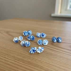 Blå og Hvide Ørestikkere – produktbillede